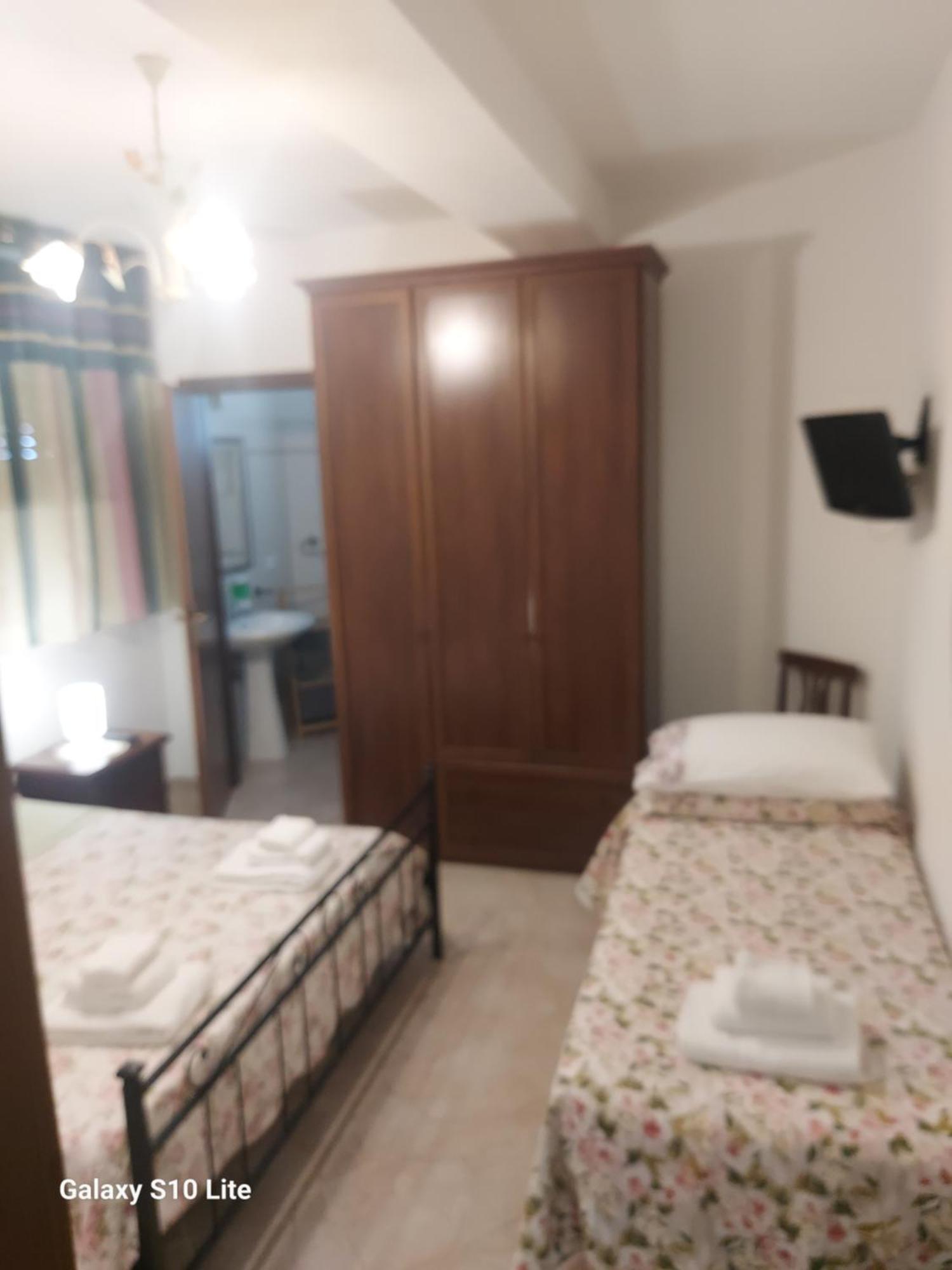 Agriturismo La Verde Rosa Pescia Romana Eksteriør billede